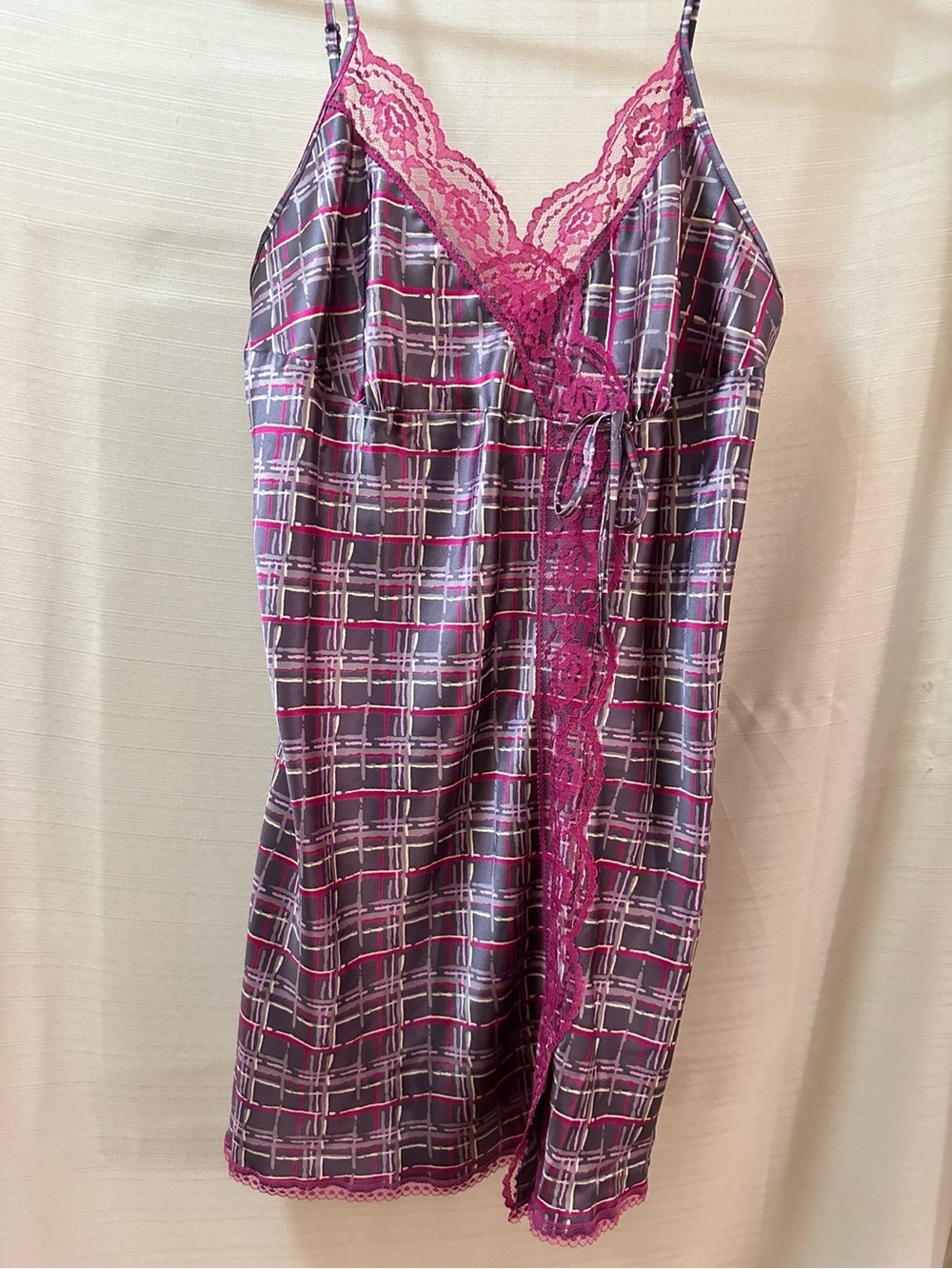 Victoria’s Secret Angels Satin Lace Chemise Nightgown Purple Pink Size Medium